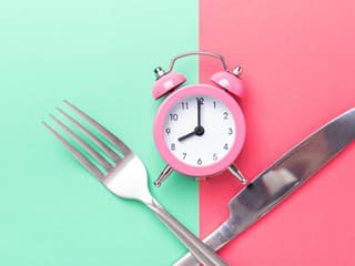 Muž držal prerušovaný pôst