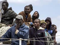 Utečenci čakajú na vylodenie