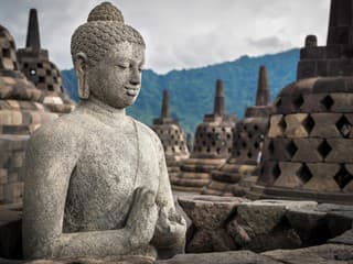 Hinduistický komplex Prambanan tvorí