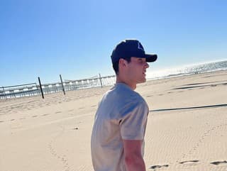 Kto je Samuel Kňažko?