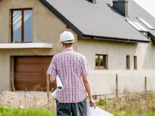 ZATEPLIŤ či zrenovovať dom