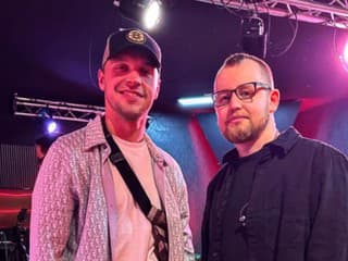 Viktor Sheen daroval na