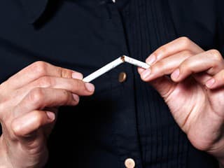 Ako prestať fačiť? Muž