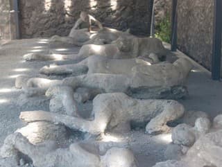 Kamenné telá v Pompejach