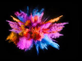 Explózia v MOZGU, ktorú