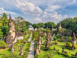 Bizarná atrakcia v Laose: