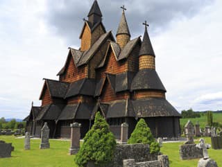 Heddal Stave – najväčší