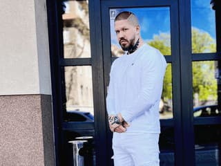 Momo bude rapovať v