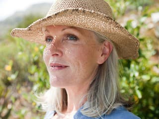 Trápia vás pigmentové škvrny?