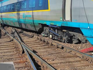 Životu NEBEZPEČNÉ železnice! Len