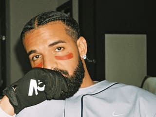 Drake ohlásil vydanie nového
