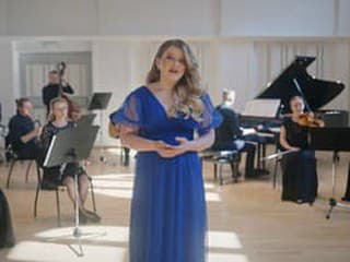 Nikka Kusendova a Nanosymphony,