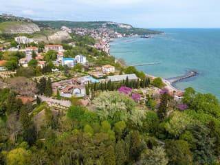 Bulharský palác a záhrady