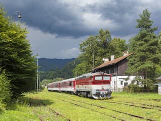 DOPRAVNÝ ÚRAD PONÚKA VOĽNÉ