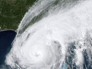 Hurikán Ian zasiahol Floridu,
