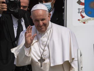 Pápež vyzval na diplomatické