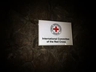 Zabitý pracovník Červeného kríža