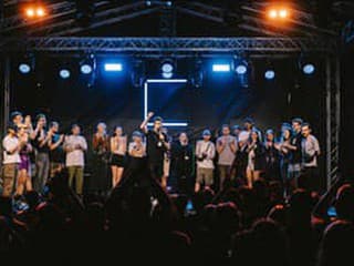 Ďakovačka organizátorov na Flaame