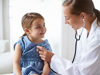 Pediatri trvajú na výpovediach