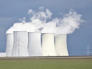 Američania ovládnu naše ATOMOVÉ