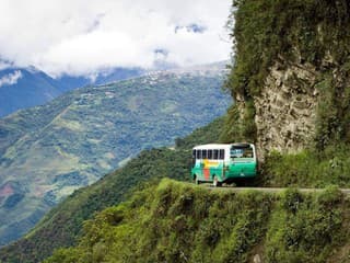 Bolívijskú Yungas prezývajú cesta
