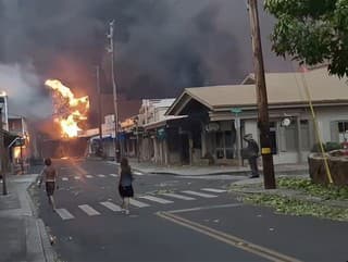 Havaj trápili silné požiare: