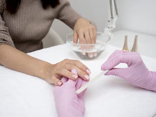 TikTok trend v manikúre: