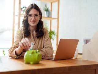 Náklady na okuliare musí
