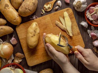 Trápia vás kruhy pod