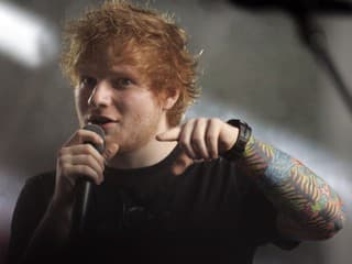 Ed Sheeran myslí na
