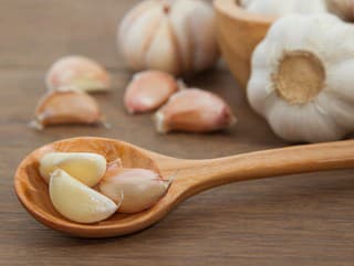 POZOR na CESNAK! Odborníci