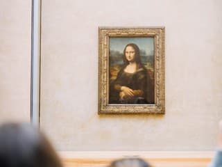 Čo má spoločné Mona