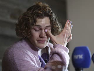 VIDEO Zvolal tlačovku a