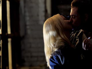 Nie si na zaľúbené