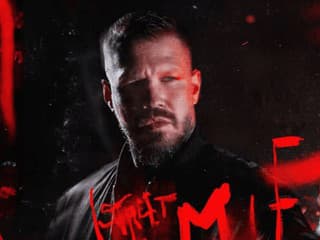 Momo bude vydávať nový