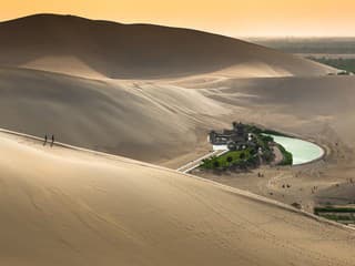 Polmesiac uprostred púšte: Čarovná