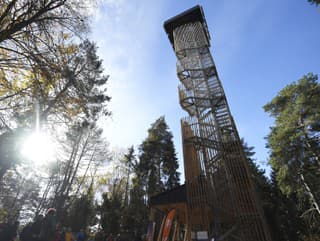 Nad Kluknavou otvorili rozhľadňu,