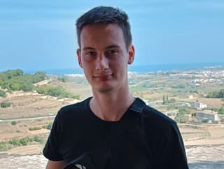 Alex je tvorcom apky