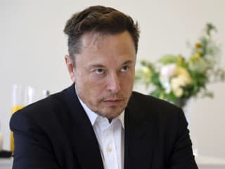 Elon Musk, druhý najbohatší človek na svete, generálny riaditeľ a majiteľ spoločnosti Tesla. 