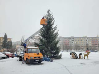 Vianočný stromček v slovenských