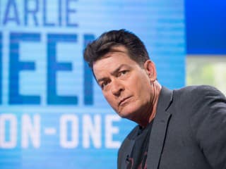 Herec Charlie Sheen je