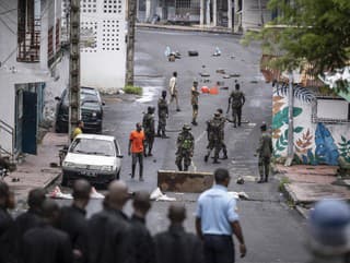 Komorská vláda v reakcii