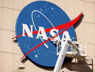 NASA obnovila spojenie s