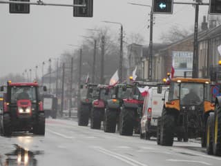 Poľskí farmári zablokovali vyše