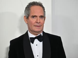 Tom Hollander