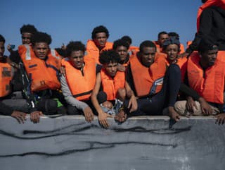 Vrátiť zachránených migrantov na