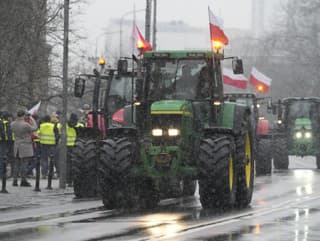Poľskí farmári protestujú v