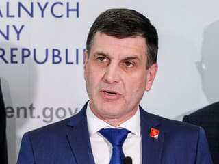 Zrušiť trinásty dôchodok bohatým