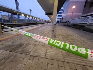 Na železničnej stanici pri Prahe našli dvoch mŕtvych mužov