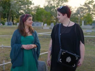 Bizarnejší milostný trojuholník ste ešte nevideli: Rebeka miluje ...